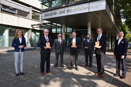 Depenbrock in Stemwede, Holzmanufaktur Harsewinkel und ZF Bielefeld mit Nachhaltigkeitspreis 2020 der Umweltstiftung ausgezeichnet.Foto: IHK