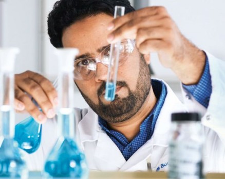 Chemiespezialist Budenheim.Foto:Dr.Oetker