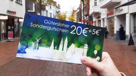 Der Sondergutschein ist in der gtm eingetroffen und ab 10. Oktober frei erhältlich.Foto: Stadt Gütersloh