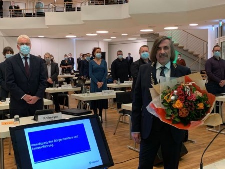 Der vereidigte Bürgermeister Norbert Morkes vor dem neuen Rat der Stadt Gütersloh.Foto:Stadt Gütersloh. 