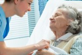 Altenpfllege, Foto: © Alexander Raths - Fotolia