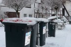 Abfalltonne_im-Schnee_225x150mm