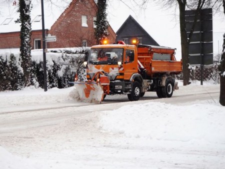 Der städtische Fachbereich Stadtreinigung ist rund um die Uhr im Einsatz, um die Straßen in Gütersloh frei zu halten.Foto:Stadt Gütersloh.