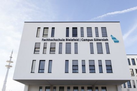 Der Campus Gütersloh der Fachhochschule (FH) Bielefeld stellt sich am Samstag, 20. März 2021, ab 10:30 Uhr bei einem Online-Infotag vor.