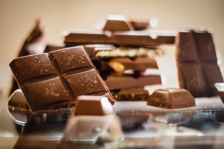 Süßwaren liegen in der Pandemie im Trend. Wer Schokolade, Kekse & Co. herstellt, soll nun eine Lohnerhöhung bekommen, fordert die Gewerkschaft NGG. Foto:NGG