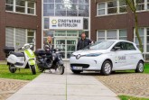 Abholen, mitnehmen, hinbringen: Dass sich die einzelnen Mobilitätsangebote hervorragend ergänzen, wird nun auch an den Markennamen deutlich. Mobilitätsmanager George Gabriel und Shuttle-Projektleiterin Lara Wölm sind zufrieden.Foto:Stadtwerke Gütersloh.