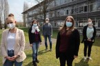 Organisierten den virtuellen Fachtag zur Berufsorientierung: (v.l.) Alina Kosmella (pädagogische Fachkraft Kommunale Koordinierungsstelle), Claudia Fuchs (Leiterin Kommunale Koordinierungsstelle), Werner Roggenkamp (Schulamtskoordinator), Bianca Geiser (pädagogische Fachkraft Kommunale Koordinierungsstelle), Grit Gabelunke (pädagogische Fachkraft Kommunale Koordinierungsstelle). (Foto: Kreis Gütersloh)