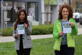 Sie beraten, wenn Wohnungslosigkeit droht: Nirusha Punniyamoorthy (links) und Stephanie Aistermann von der Stadt Gütersloh.Foto:Stadt Gütersloh