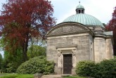 Kapelle des Nordfriedhofes in Minden.Hier werden am kommenden Sonntag Kerzen für die Verstorbenen der Corona-Pandemie angezündet und Blumen niedergelegt.Foto:© Stadt Minden