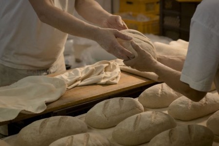  Beschäftigte in Nordrhein-Westfalens Bäckereien bekommen mehr Geld. Die Gewerkschaft NGG rät zum Lohn-Check. Foto:NGG