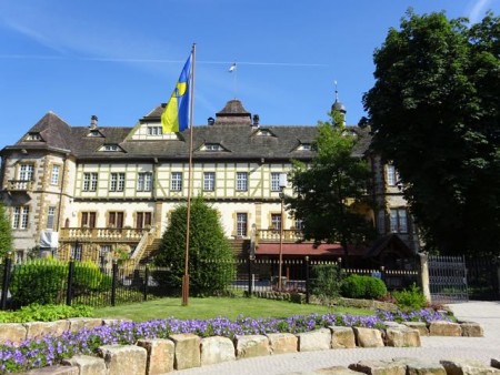 Wasserschloss Südseite 1 (1)