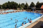 Schwimmer ab 30. Mai im Riedberger Freibad willkommen.Foto: Stadt Rietberg