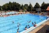 Schwimmer ab 30. Mai im Riedberger Freibad willkommen.Foto: Stadt Rietberg