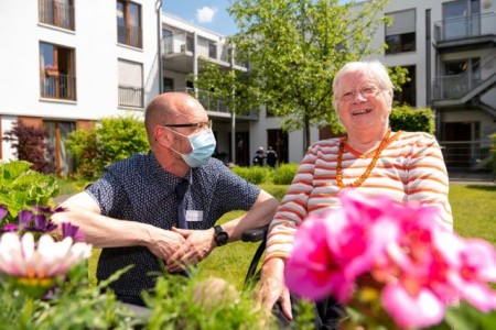 csm_Pflegezentrum_Quelle_Mit_Impfschutz_Richtung_Alltag_01_daff152b89