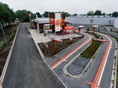 Das neue Burger King® Restaurant mit zwei Drive-in-Spuren Foto: Hagedorn