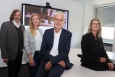 Bürgermeister mit „Start-Team“ der neuen Stadt-Tochter conceptGT: Norbert Morkes, Lina Wiegmann-Cardinal, Albrecht Pförtner und Christiane Beckhoff. Foto:Stadt Gütersloh.