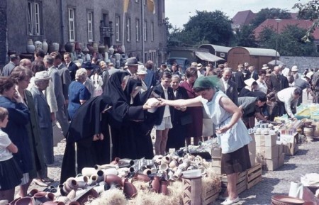 Libori auf dem kleinen Pottmarkt, um 1950. Foto:Libori auf dem kleinen Pottmarkt, um 1950. 