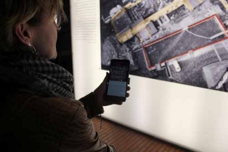 Mit der neuen Museums-App geht es bequem von Zuhause oder vor Ort in einer digitalen Führung durch das LWL-Museum in der Kaiserpfalz. Foto: LWL/Kroker