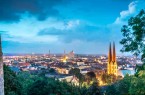 Seit Beginn des Stadtmarkenprozesses unterstützen die Bielefeld-Partner die Markenkommunikation. Jetzt ist das Sponsorennetzwerk als Best-Practice-Beispiel für den Projektpool „Stadtimpulse“ zertifiziert. Bild: deteringdesign GmbH