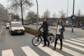 Ob zu Fuß, mit dem Rad, per Auto, Bus oder Zug: Gregor Hengstermann und Angelika Schöning nehmen als neue Mobilitätsfachleute im Gütersloher Rathaus alle Verkehrsarten in den Blick, insbesondere unter dem Aspekt der Klimafreundlichkeit.