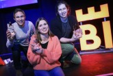 Die drei Preistragenden des diesjährigen FameLab-Vorentscheids: Fabian Schoden (l.), Karla Wagner und Niklas Hoffmann. Bild: Sarah Jonek