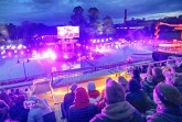 Wie bereits im Jahr 2019 wird das Wiesenbad anlässlich der Nachtansichten stimmungsvoll illuminiert. Ein multimediales Programm setzt die Themen Wasser, Licht und Nachhaltigkeit in Szene. Bild: Bielefeld Marketing/ Sarah Jonek