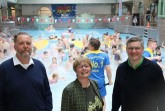 Voller Erfolg: Bäderleiter Marko Rempe (li.), die stellvertretende Bürgermeisterin Ingrid Hollenhorst und Stadtwerke-Geschäftsführer Ralf Libuda freuen sich über eine rundum gelungene Veranstaltung.