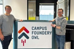 Vl. Prof. Dr. habil. Andreas Welling und Prof. Dr. Daniel Hunold ©Campus Foundery OWL