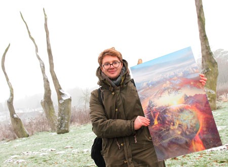 Niko Schröder 3: Niko Schröder sucht sich die Inspiration für seine Werke in der Natur, bei Wind und Wetter. Foto: LGS Höxter