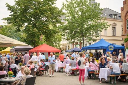 Schlemmer-Abendmarkt am 14. August. Foto: ©-Peter-Hübbe