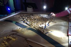 Mit der Taschenlampe durch das dunkle Museum © Mindener Museum