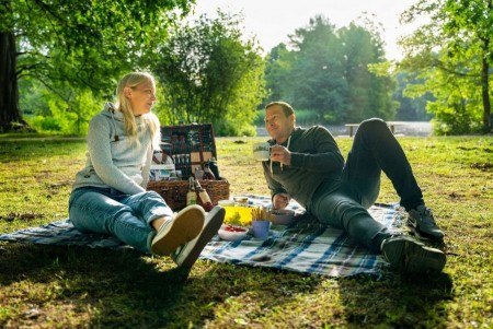 Die Führung „Der Botanische Garten – Eine Reise für die Sinne!“ ist nicht nur eine Entdeckungsreise, sondern auch ein Moment der Ruhe und des Genusses. © Teutoburger Wald Tourismus, Patrick Gawandtka