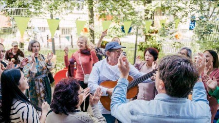 "Tag der Nachbarschaft" Copyright: Jennifer-Kiowsky