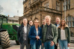 von links: Heinrich Rösener, Jens Kramer, Dr. Christiana Bauer, Bernd Upmeier zu Belzen, Hermann Dedert, Matthias Kleimann, Birgit Schroers. Foto: Adrian Stein