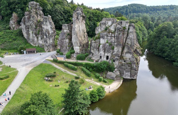 Externsteine_© Foto-OWLj_J.Riedel