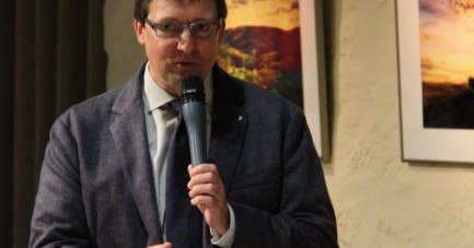 Der Historiker Frank Huismann hält am Mittwoch, 22. April, um 15 Uhr im Weserrenaissance-Museum Schloss Brake einen Vortrag zum Thema “Die Ruine der Falkenburg. Ein ganz besonderes Denkmalprojekt”. Copyright: Weserrenaissance-Museum Schloss Brake