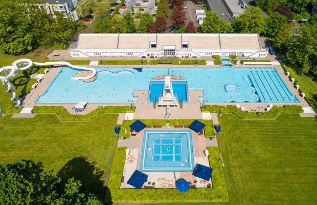 Das Wiesenbad, größtes Freibad in Bielefeld, öffnet ab dem 1. Mai seine Tore. Foto: Bielefelder Bäder