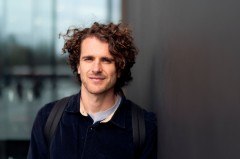 Karriere als Profifußballer hat sich Maël Corboz als Gründer von „elevengreen“ seit 2022 ein eigenes Beratungsunternehmen für nachhaltige Strategieentwicklung aufgebaut. (Foto: P. Pollmeier/HSBI)