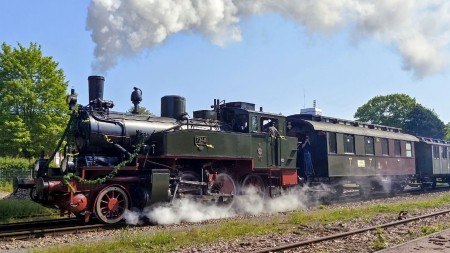 Die Dampflok „Kattowitz“ mit dem Preußenzug. Foto: Ingrid Schütte