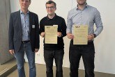 oto: privat v.l.n.r.: Prof. Dr. Achim Schmidtmann, Tim Niklas Tenger, Kennet Wefelmeier