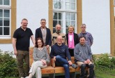 Bz: Gemeinsam für Toleranz und Vielfalt (v. l.): Thorsten Kleinemeier, Irina Heitmeyer, Volker Ervens (alle Wortmann & Partner), Dirk Bathe (wertkreis Gütersloh), Bodo Raschke (wertkreis Gütersloh), Nikola Weber (pro Wirtschaft GT), Phillip Schulze-Brüning und Bernd Kolem (beide wertkreis Gütersloh). Foto: proWi GT