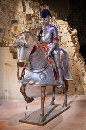 Reiterharnisch-Schloss-Brake. Foto © Weserrenaissance-Museum Schloss Brake