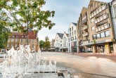 BU: Auch der Berliner Platz in Gütersloh ist Teil der Führung „Hier ist mein Platz –Gütersloher Plätze neu entdecken. (Foto: pro Wirtschaft GT, M. Wallenfang)