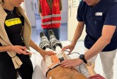 Notfalltraining Wer macht die Ansagen? Studierende der Medizinischen Fakultäten OWL und der Universität Münster trainieren, worauf es im Notfall ankommt. Foto: © Klinikum Gütersloh