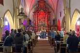 Das Trio Klangkunst beim Finale in der katholischen Pfarrkirche St. Johannes Baptist in Brenkhausen.