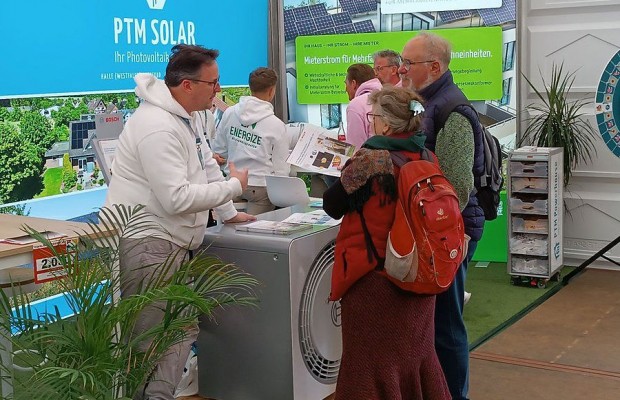 Wer auf der Suche nach professioneller Beratung ist, ist auf der Baumesse Halle (Westf.) genau richtig. © BaumessE GmbH